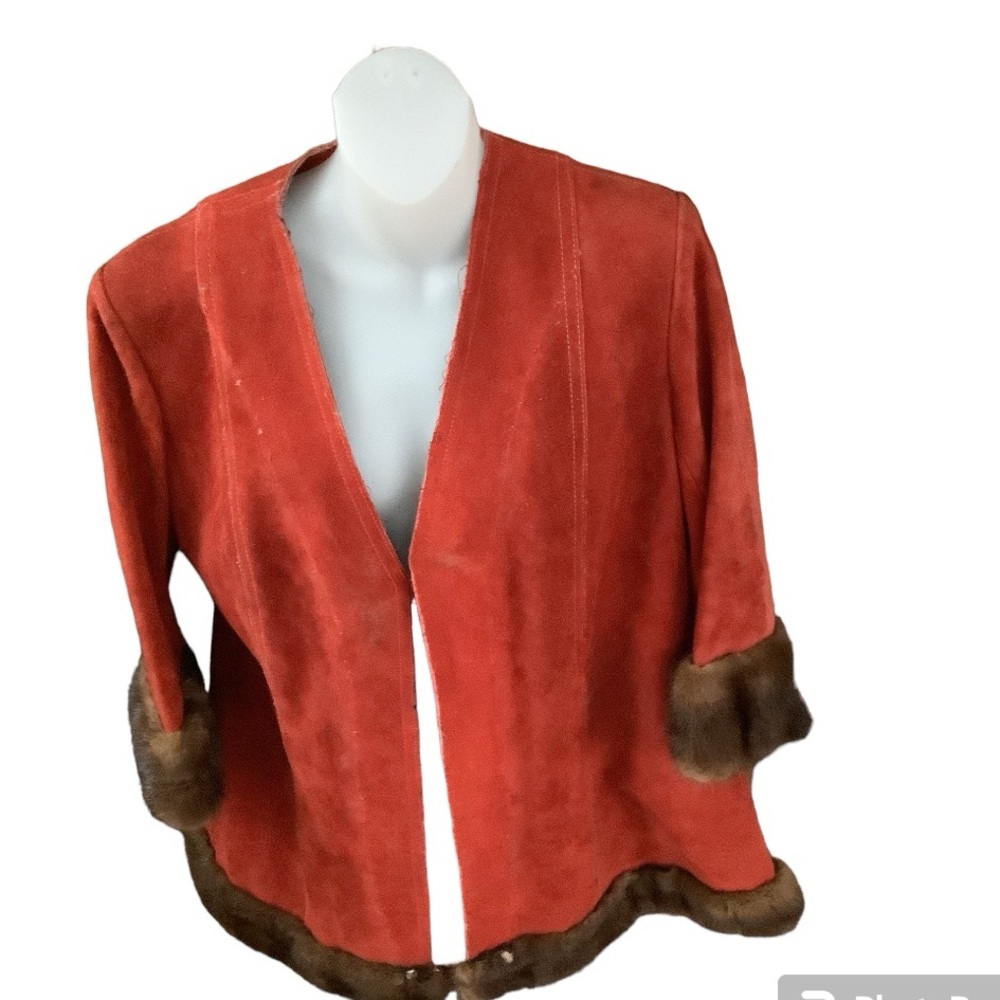 VINTAGE SUEDE COAT - Picture 3 of 5